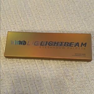 Urban Decay Lightbeam Eyeshadow Palette